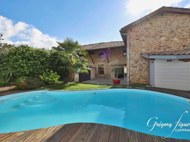 Vente Maison 7 pièces 224 m2 Riverie