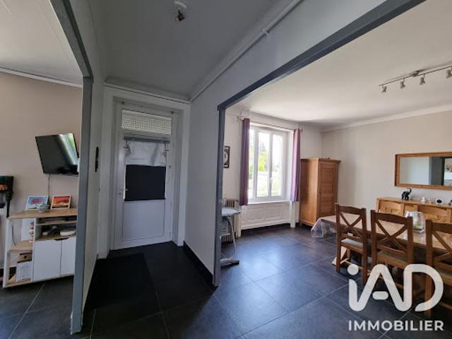 Vente Maison 7 pièces 225 m2 Montrond les Bains