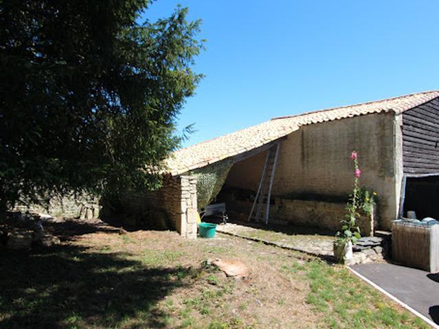 Vente Maison 7 pièces 225 m2 Echiré