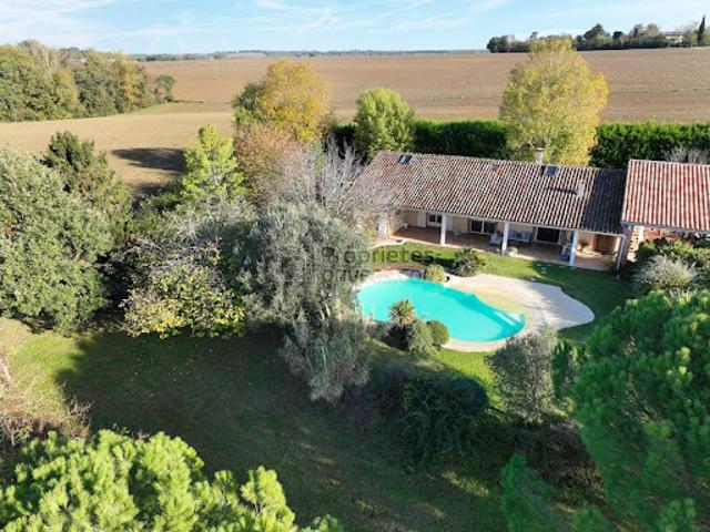Vente Maison 7 pièces 225 m2 Flourens