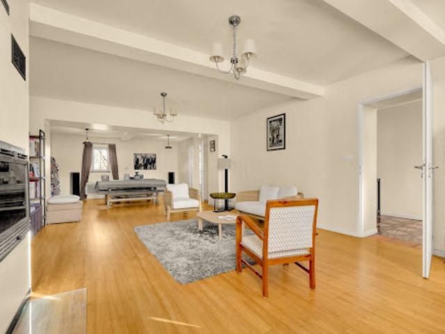 Vente Maison 7 pièces 225 m2 Le Fauga
