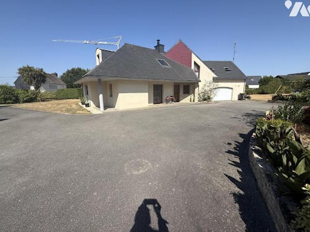 Vente Maison 7 pièces 225 m2 Surzur