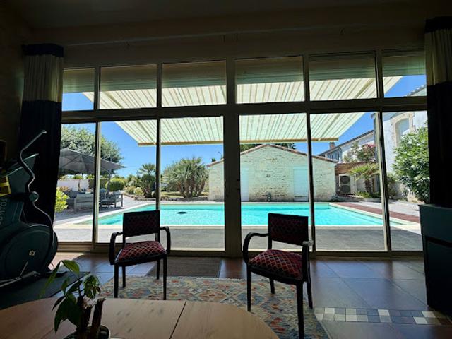 Vente Maison 7 pièces 226 m2 Migron