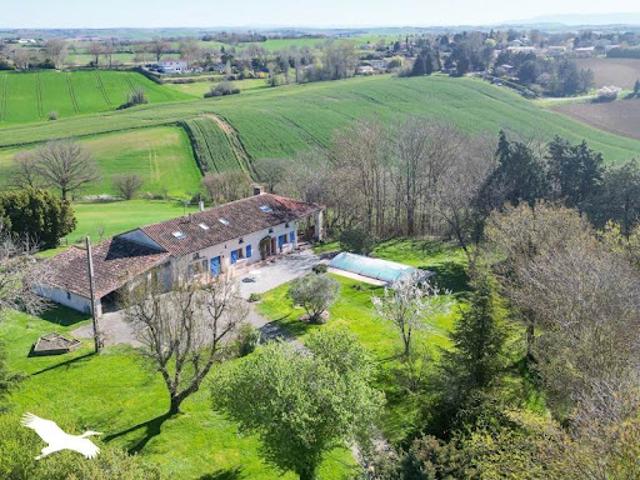 Vente Maison 7 pièces 226 m2 Lanta