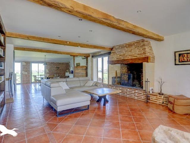 Vente Maison 7 pièces 226 m2 Lanta