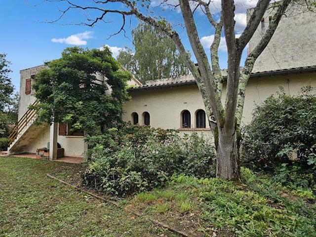 Vente Maison 7 pièces 226 m2 Saverdun