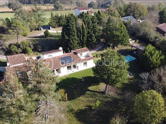 Vente Maison 7 pièces 226.6 m2 Gimont