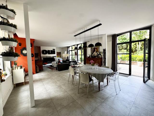 Vente Maison 7 pièces 227 m2 Amiens