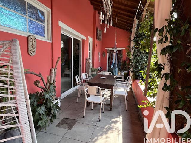 Vente Maison 7 pièces 227 m2 Queyrac