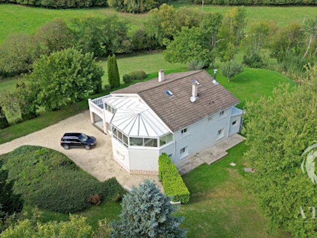 Vente Maison 7 pièces 227 m2 Saint verand