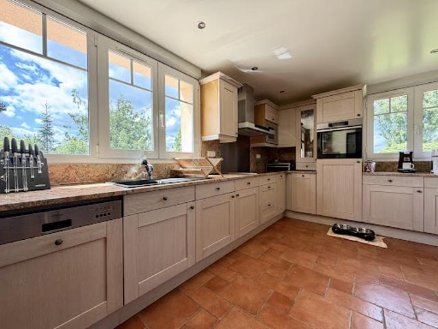 Vente Maison 7 pièces 228 m2 Senonches