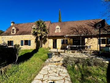 Vente Maison 7 pièces 228.11 m2 Saint Cirq Madelon