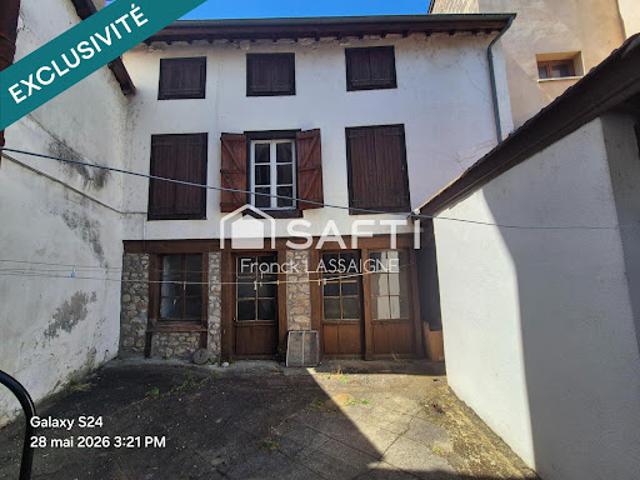 Vente Maison 7 pièces 229 m2 Ambert