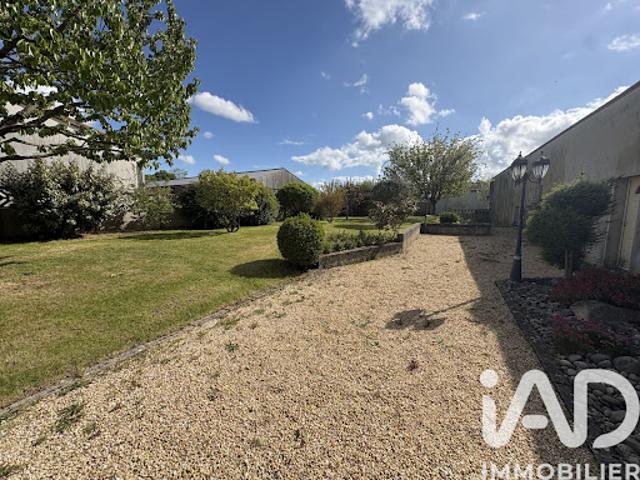 Vente Maison 7 pièces 229 m2 Vasles