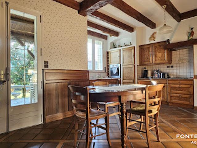 Vente Maison 7 pièces 220 m2 Marans