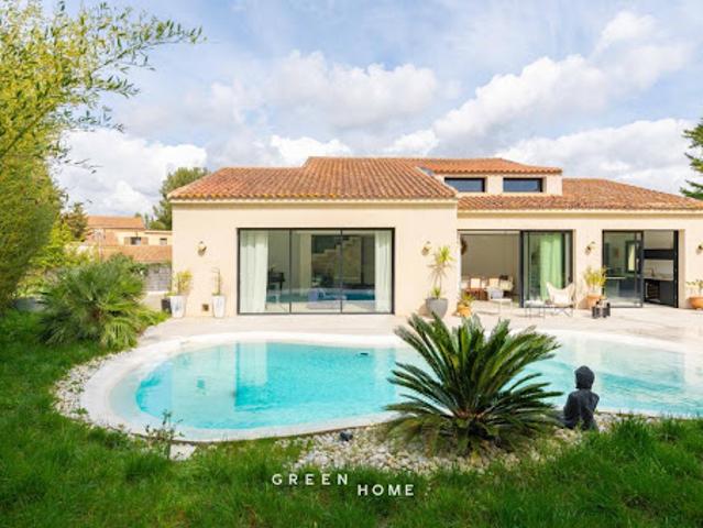 Vente Maison 7 pièces 220 m2 Marseille 12ème