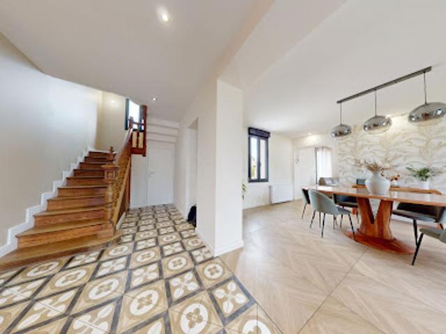 Vente Maison 7 pièces 220 m2 Montivilliers