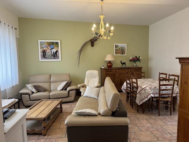 Vente Maison 7 pièces 220 m2 Boves