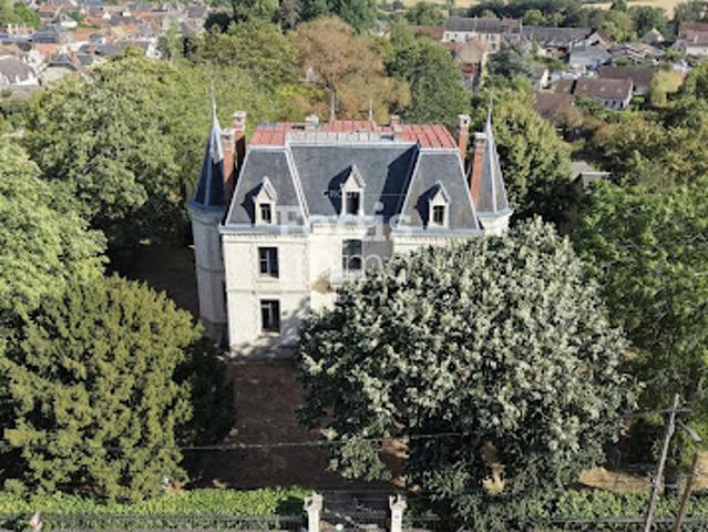 Vente Maison 7 pièces 220 m2 Culan