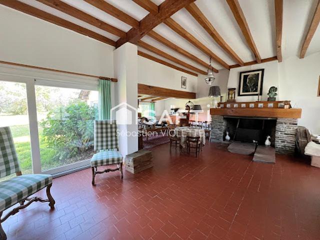 Vente Maison 7 pièces 220 m2 Cappelle en Pévèle