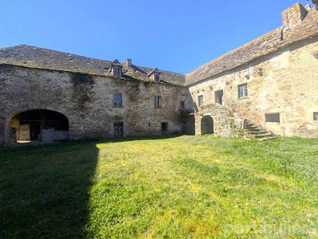 Vente Maison 7 pièces 220 m2 Colombiès