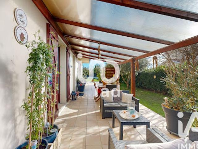 Vente Maison 7 pièces 220 m2 Frouzins