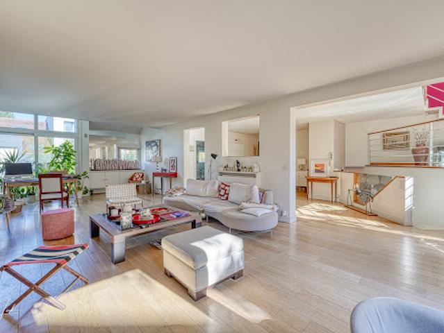 Vente Maison 7 pièces 220 m2 Issy les Moulineaux