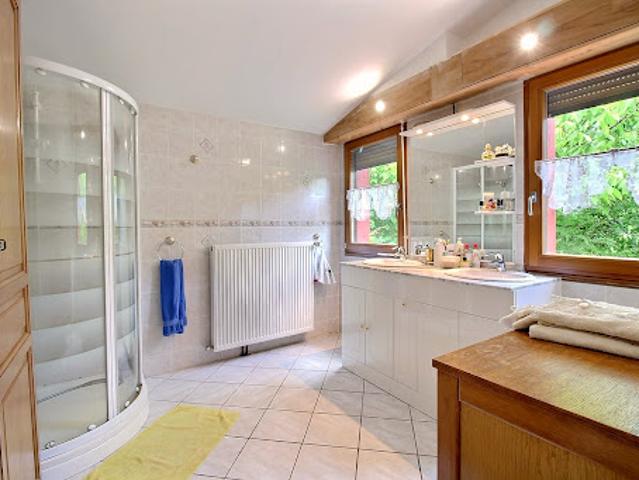 Vente Maison 7 pièces 220 m2 Le Saulcy