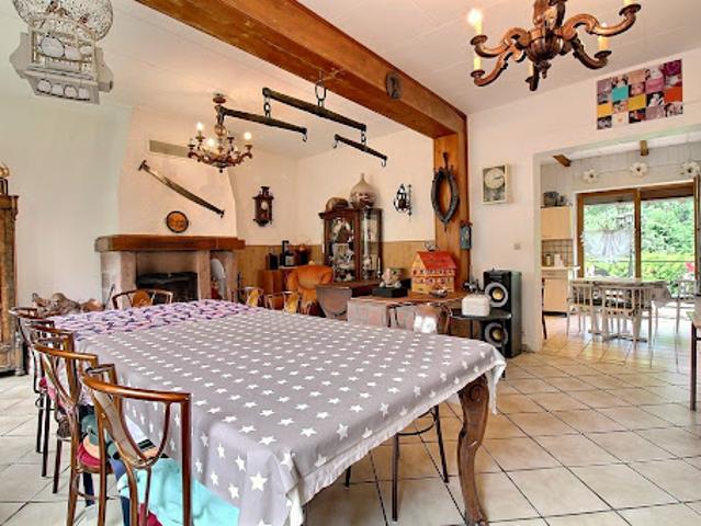 Vente Maison 7 pièces 220 m2 Le Saulcy