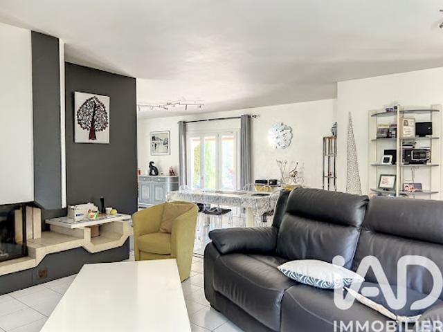 Vente Maison 7 pièces 220 m2 Pierrefeu du Var