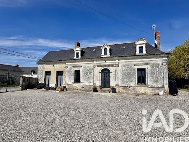 Vente Maison 7 pièces 220 m2 Saint Mathurin sur Loire