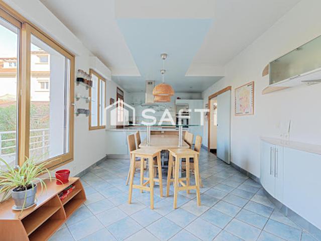 Vente Maison 7 pièces 220 m2 Saint maur des fosses