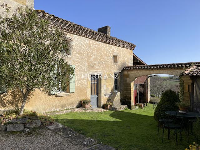 Vente Maison 7 pièces 220 m2 Sainte Colombe