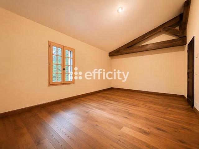 Vente Maison 7 pièces 220 m2 Sainte helene