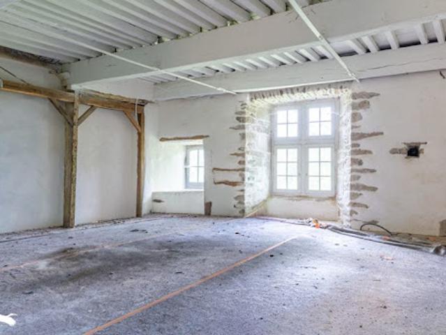 Vente Maison 7 pièces 220 m2 Uzerche