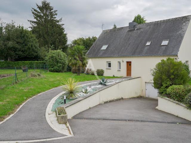 Vente Maison 7 pièces 221 m2 Ploermel