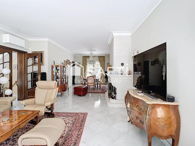 Vente Maison 7 pièces 221 m2 Saint maur des fosses
