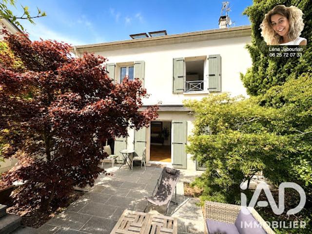 Vente Maison 7 pièces 221 m2 Sceaux