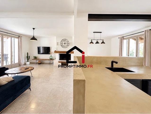 Vente Maison 7 pièces 221.81 m2 Lucciana