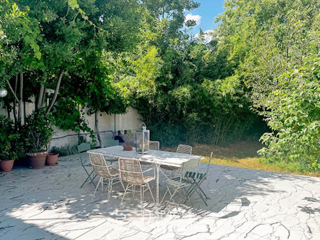 Vente Maison 7 pièces 222 m2 Montreuil