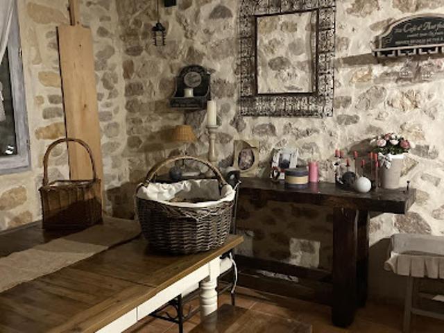 Vente Maison 7 pièces 222 m2 Lamothe Fénelon