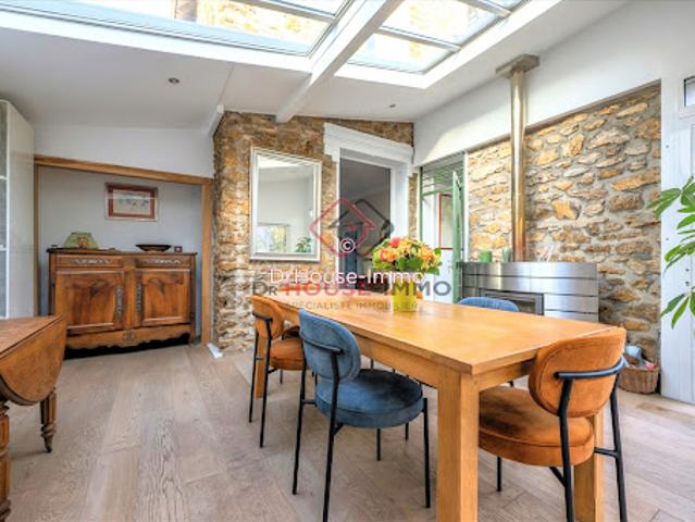 Vente Maison 7 pièces 222 m2 Le Raincy