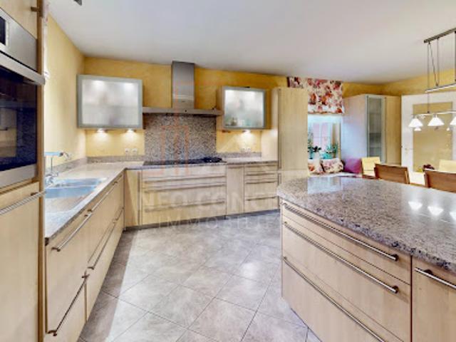 Vente Maison 7 pièces 222.4 m2 Kesseldorf