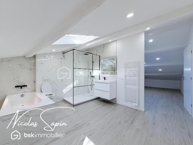 Vente Maison 7 pièces 222.88 m2 Varces Allières et Risset