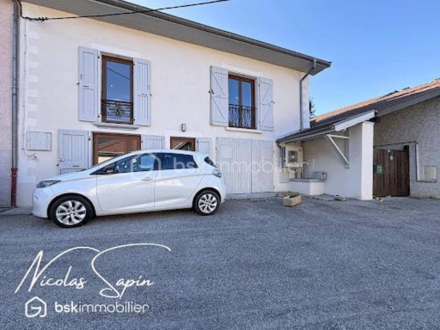 Vente Maison 7 pièces 222.88 m2 Varces Allières et Risset