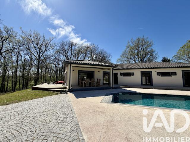 Vente Maison 7 pièces 223 m2 Pechbonnieu