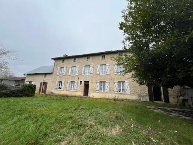 Vente Maison 7 pièces 223 m2 Saint Vincent la Châtre