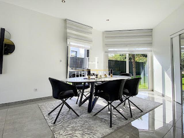 Vente Maison 7 pièces 235 m2 Longuenesse