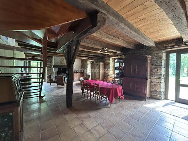 Vente Maison 7 pièces 235 m2 Loudeac
