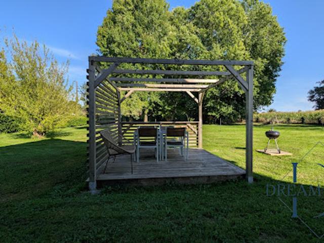 Vente Maison 7 pièces 235 m2 Saint Martin de Hinx